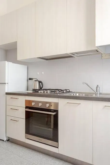 Appartamento 10 Minuti Da Centrale/Duomo Milan Apartment