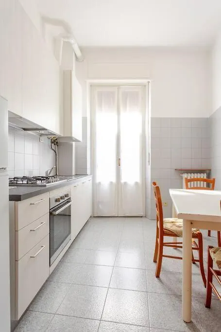 Appartamento 10 Minuti Da Centrale/Duomo Milan Apartment